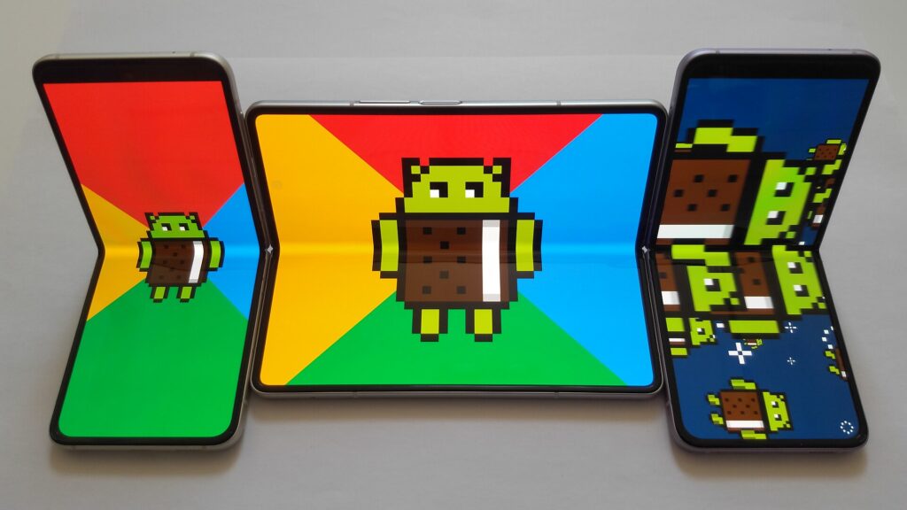 Foldable smartphone (Android Ice Cream Sandwich)